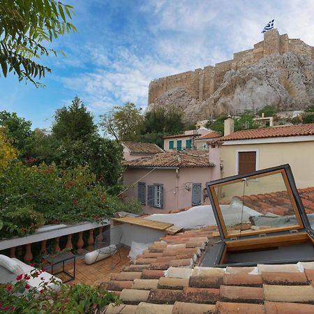 Live At The Acropolis Shadow - Under Super Scenic Anafiotika Apartamento Atenas Exterior foto