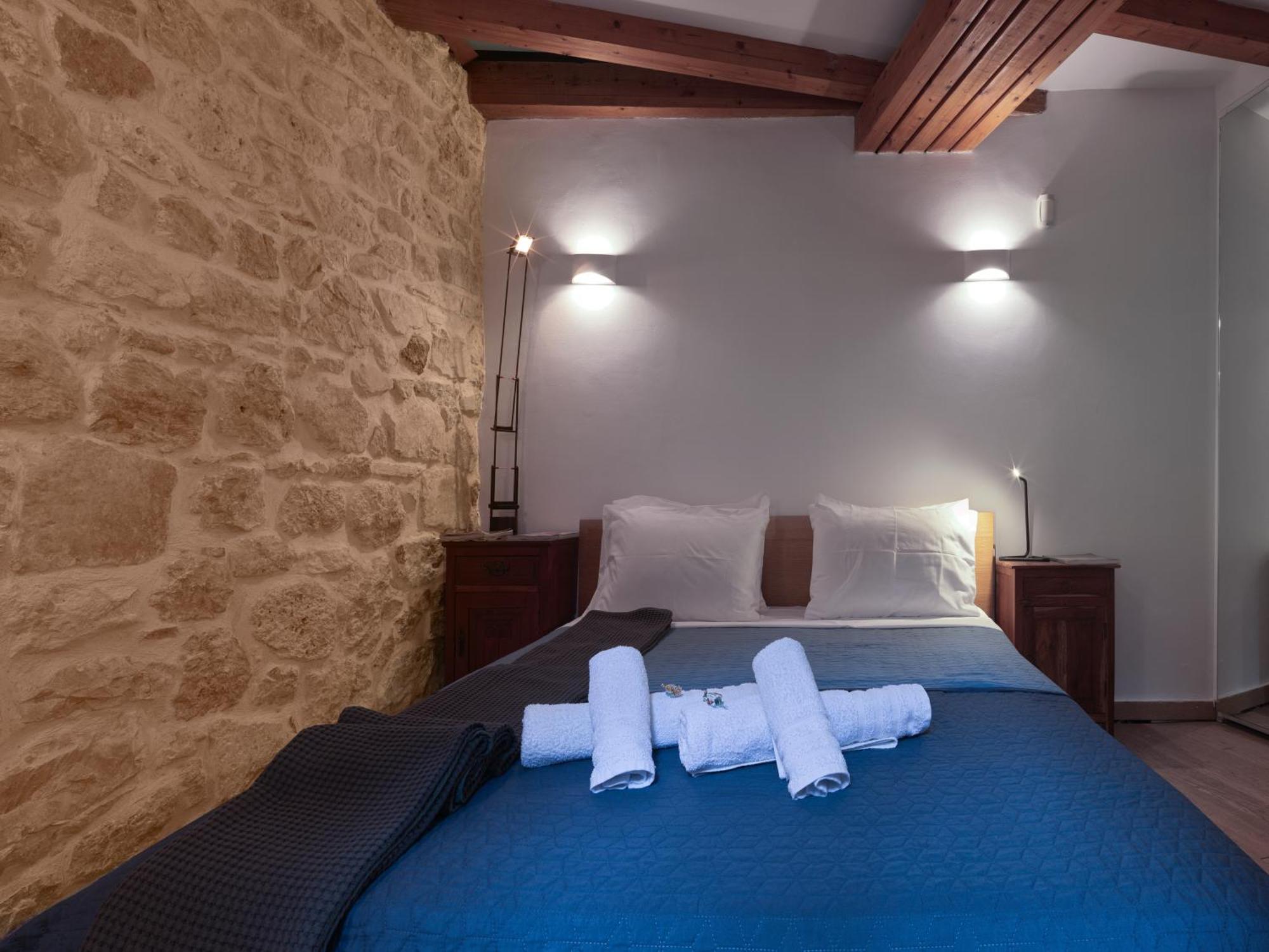 Live At The Acropolis Shadow - Under Super Scenic Anafiotika Apartamento Atenas Exterior foto